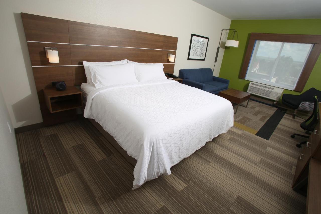Holiday Inn Express - Mccook By Ihg מראה חיצוני תמונה