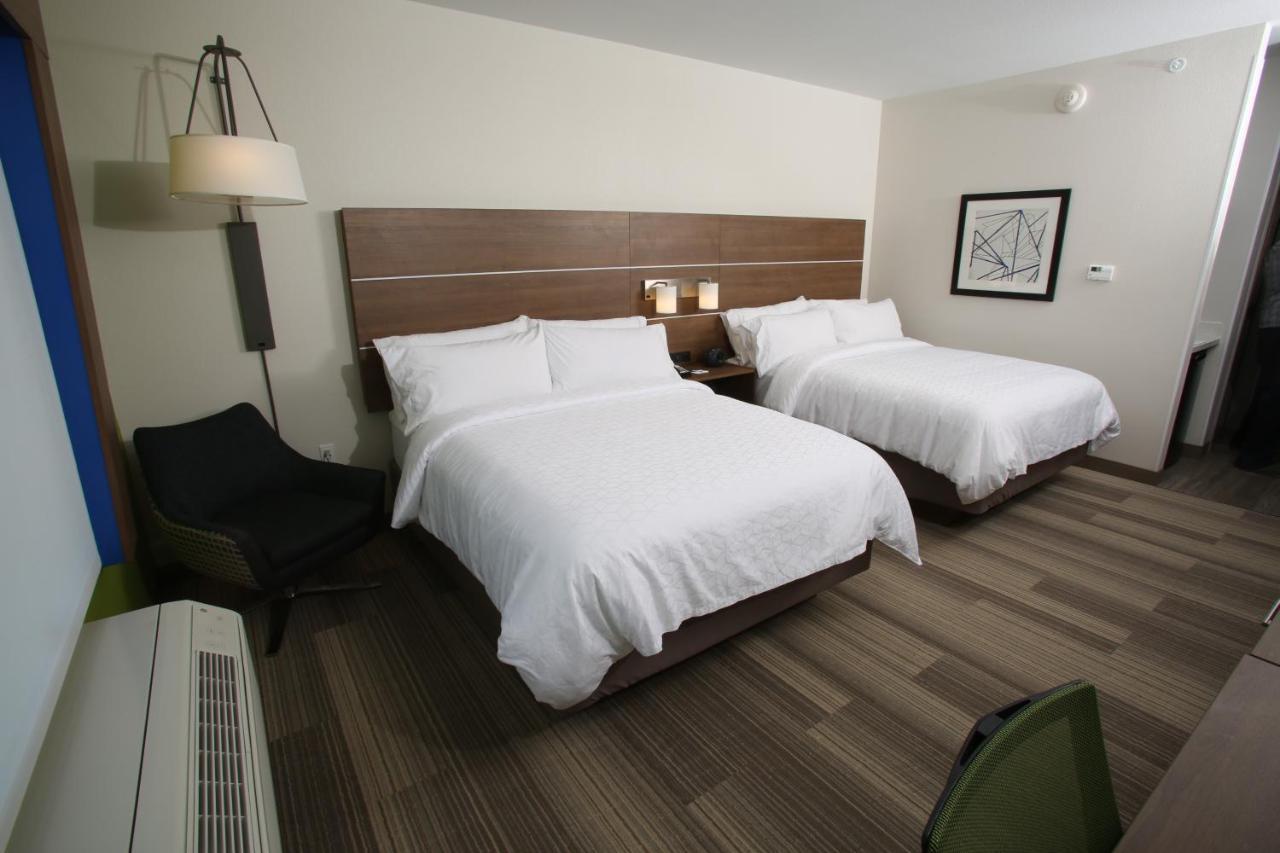 Holiday Inn Express - Mccook By Ihg מראה חיצוני תמונה