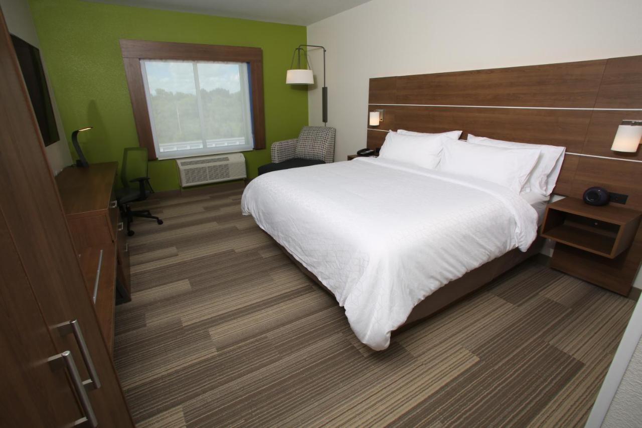 Holiday Inn Express - Mccook By Ihg מראה חיצוני תמונה