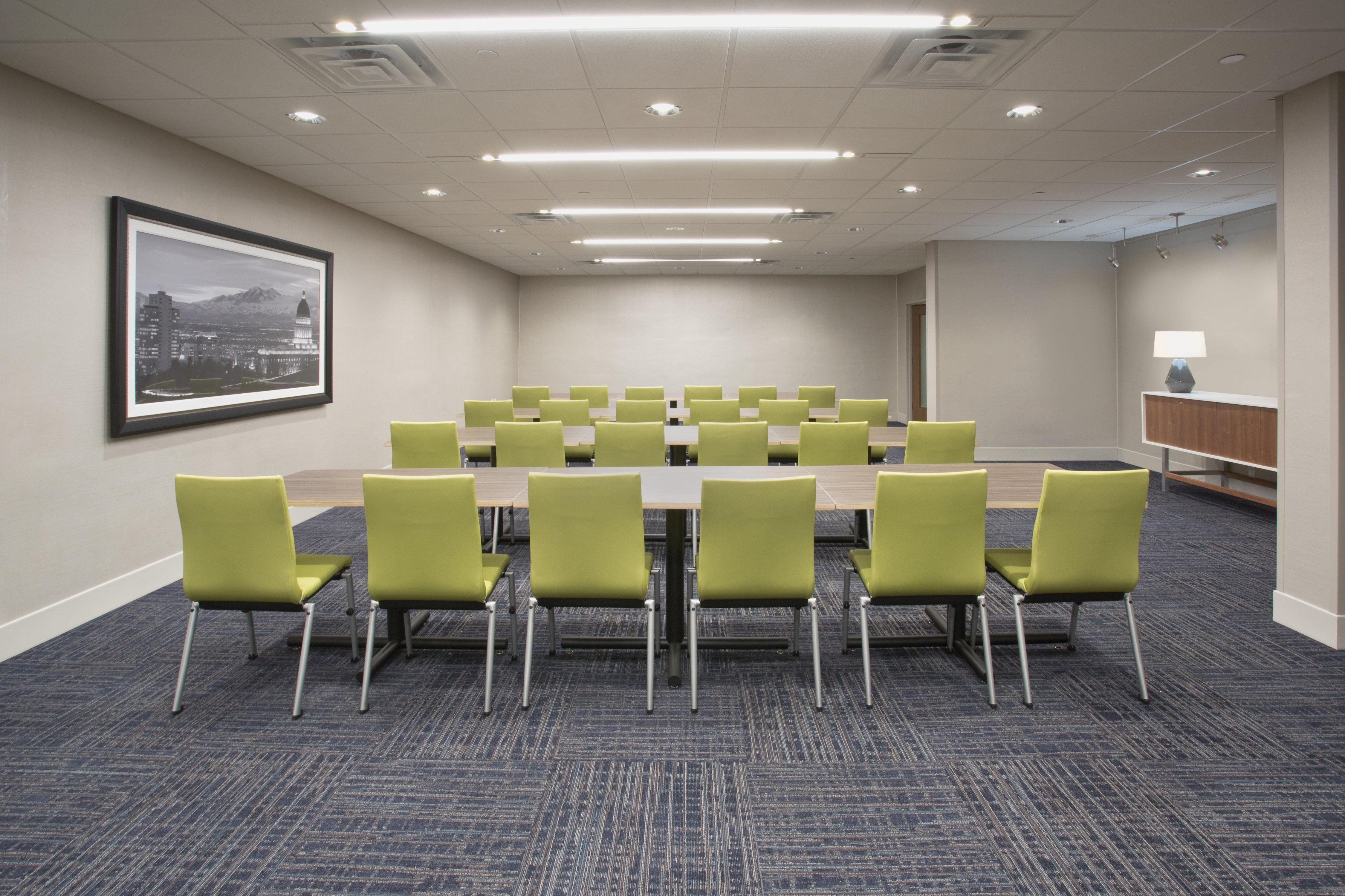 Holiday Inn Express - Mccook By Ihg מראה חיצוני תמונה